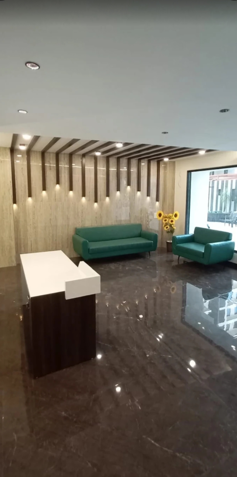 Luxury Lounge